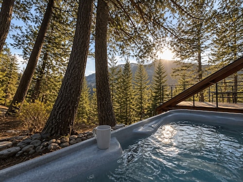 Mountain Lake Retreat w/ Deck and Spa