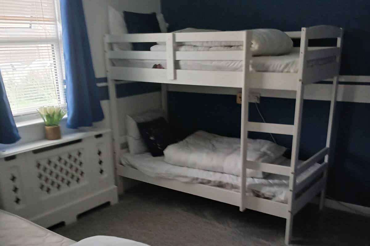 Chambre, 4 chambres, fumeurs, patio