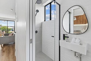 Hair dryer - 5-Min Walk to Garden City | Premium 4BR Home (Upper Mount Gravatt)