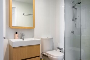 Hair dryer - City & River View High Level 2BR (South Brisbane)