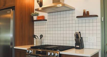 Family-Friendly 3 Bedroom/2 Bath Home - 25 Min to Dallas w/ Free EV Charging