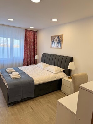 1 bedroom, iron/ironing board, WiFi, bed sheets