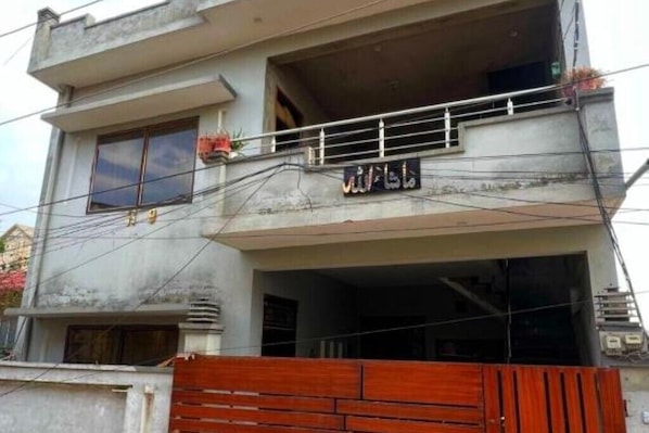 Exterior - Kashiyana Guest House (Rawalpindi)