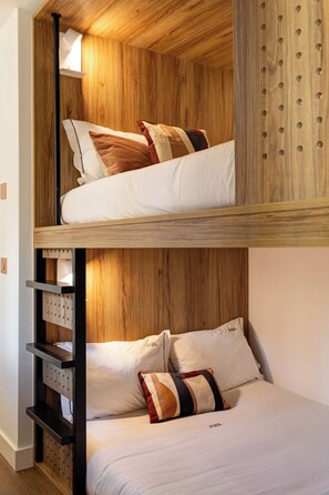 Deluxe Apartment, Balcony, City View | Interior detail - Graça Gate | Mouraria Duplex (Lisbon)