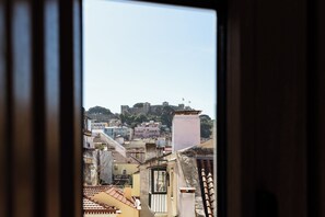 Interior detail - Graça Gate | Mouraria Duplex (Lisbon)