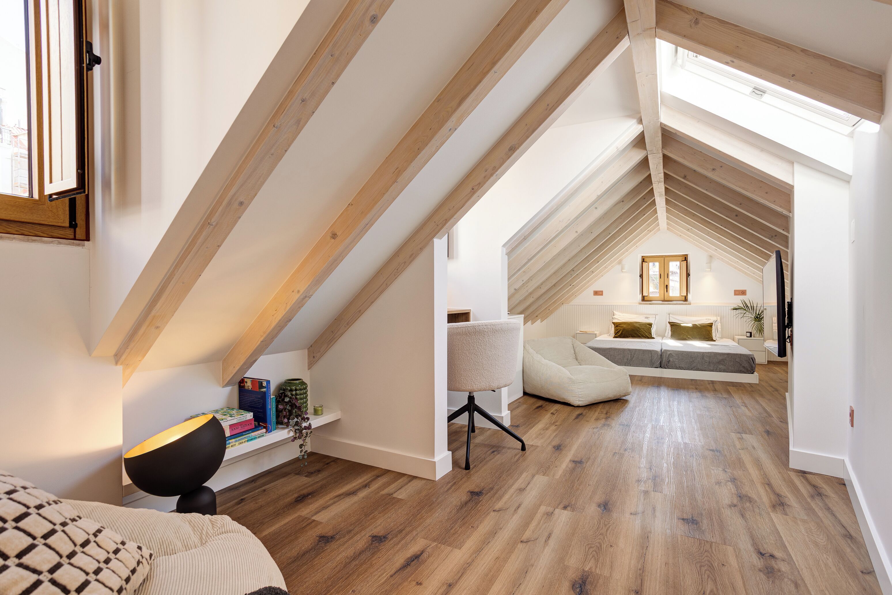 Deluxe Apartment, Balcony, City View | Interior detail