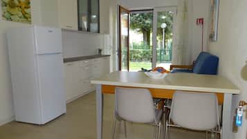 Villa, 2 camere da letto, balcone, vista giardino | Interni