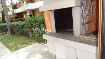Villa, 2 Bedrooms, Balcony, Garden View | Terrace/patio