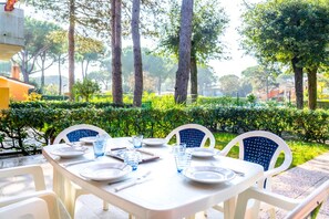 Villa, 2 Bedrooms, Balcony, Garden View | Outdoor dining - Charming Villa With Private Garden (San Michele al Tagliamento)