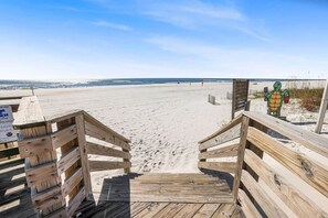 Beach - Tuscan Tide + April Deal! Coastal Luxury + Pool + Near Beach (Orange Beach)