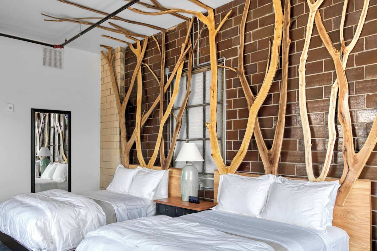 Design Double Room, River View | Free WiFi, bed sheets