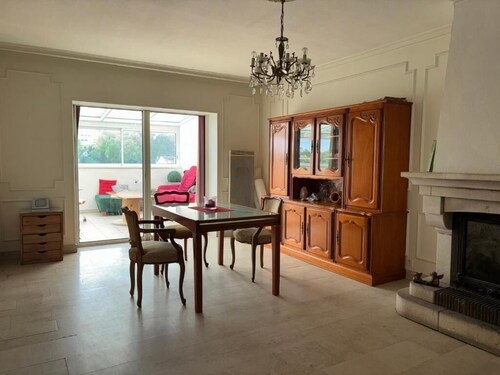 Spacious House for 6–8 Guests | 2 Bathrooms | Easy Access to Paris