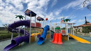 Suite, 1 Bedroom | Children’s area