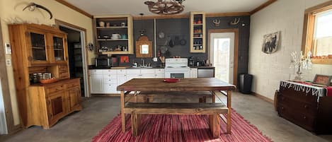 Private kitchen