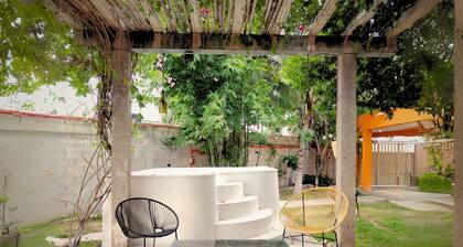 Casa Diamante : 4 Bedrooms + Private Swimming Pool and 2 Premium Suites