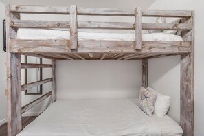 Condo, 1 Queen Bed with Sofa bed (Moonraker 15) - Moonraker 15 (Gulf Shores)