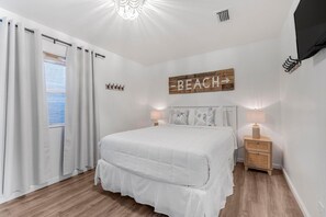 Room - Moonraker 15 (Gulf Shores)