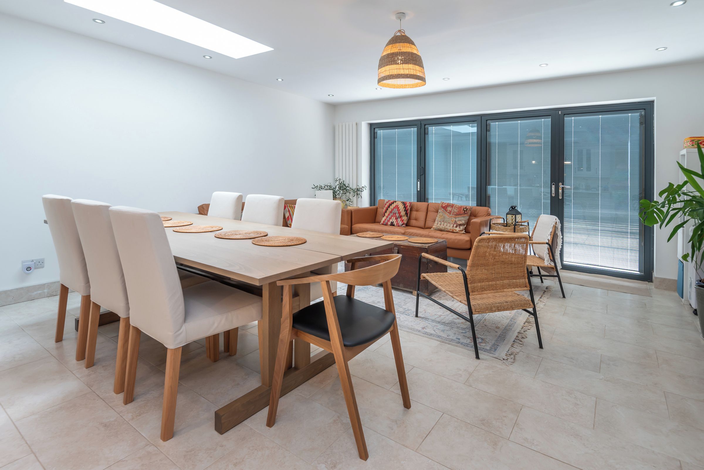 Luxurious 3bdr 3bath Hounslow By The Airport - Hayes