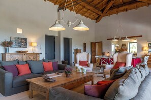 Smart TV, stereo - I Tramonti 10+2, Emma Villas (Montegabbione)