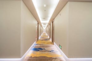 Unclassified image, 3 of 27, button - Wuzhou Hotel (Pinghu)