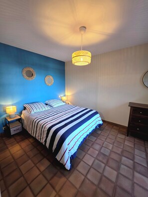 Room - Villa Nathelo with sea view in St Mandrier Village, 5min from the port and the beach (Saint-Mandrier-sur-Mer)