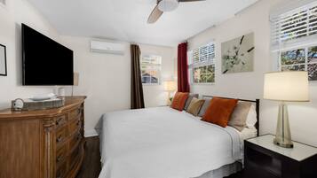 Rom – comfort, 1 kingsize-seng, ikke-røyk, hageutsikt