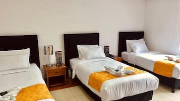 Standaard driepersoonskamer, niet-roken, huisdieren toegestaan