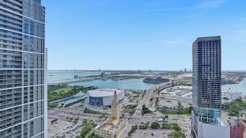 Vue sur la ville depuis l’hébergement