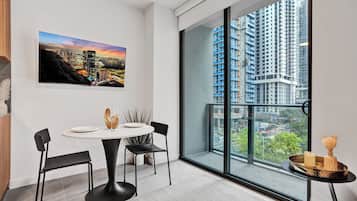 Studio Suite, Balcony, City View | Individually decorated, individually furnished, free WiFi