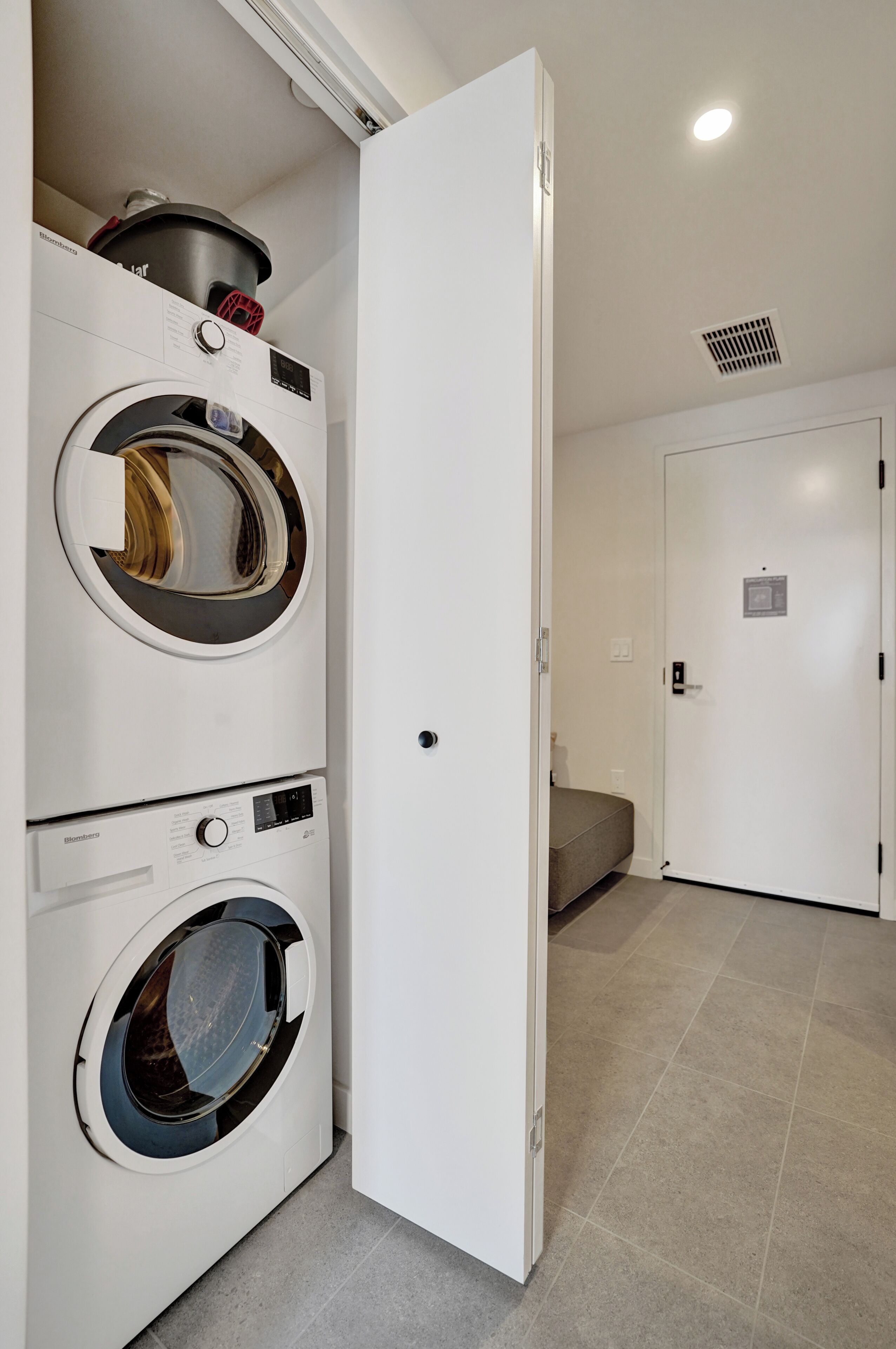 One Bedroom + Den Balcony Apartment | Laundry