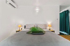 Room - Modern Villa with Pool & Garden (Moorea-Maiao)