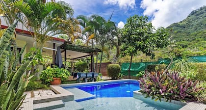 Modern Villa with Pool & Garden