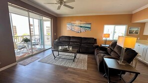 TV - Casa Marina 424 - Dockside Living (Fort Myers Beach)