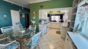 Dining - Casa Marina 424 - Dockside Living (Fort Myers Beach)