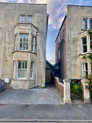 Imagen sin descripción, 5 de 6, botón