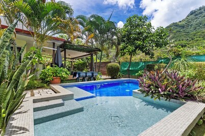 Villa Maoe Pool
