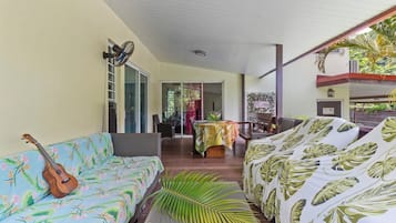 Hus, privat basseng | Utendørsservering