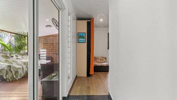 Maison, piscine privée | Intérieur