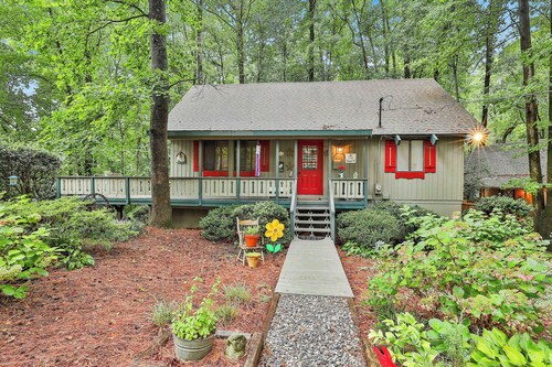 Pine Mountain Club Chalets - Offlake Three Bedroom #92 - Not Pet Friendly
