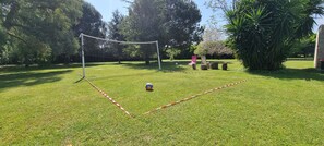 Sports court - Vrbo Property (Santa-Lucia-di-Moriani)