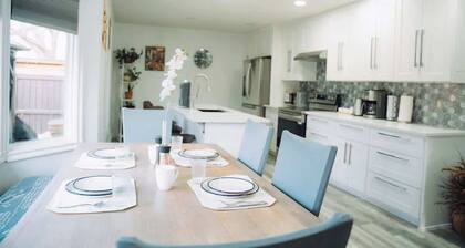 Bedwood Stay 3BR 10 mins to YYC Parking