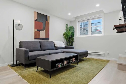 Modern 1BR South Health Campus Free Parking