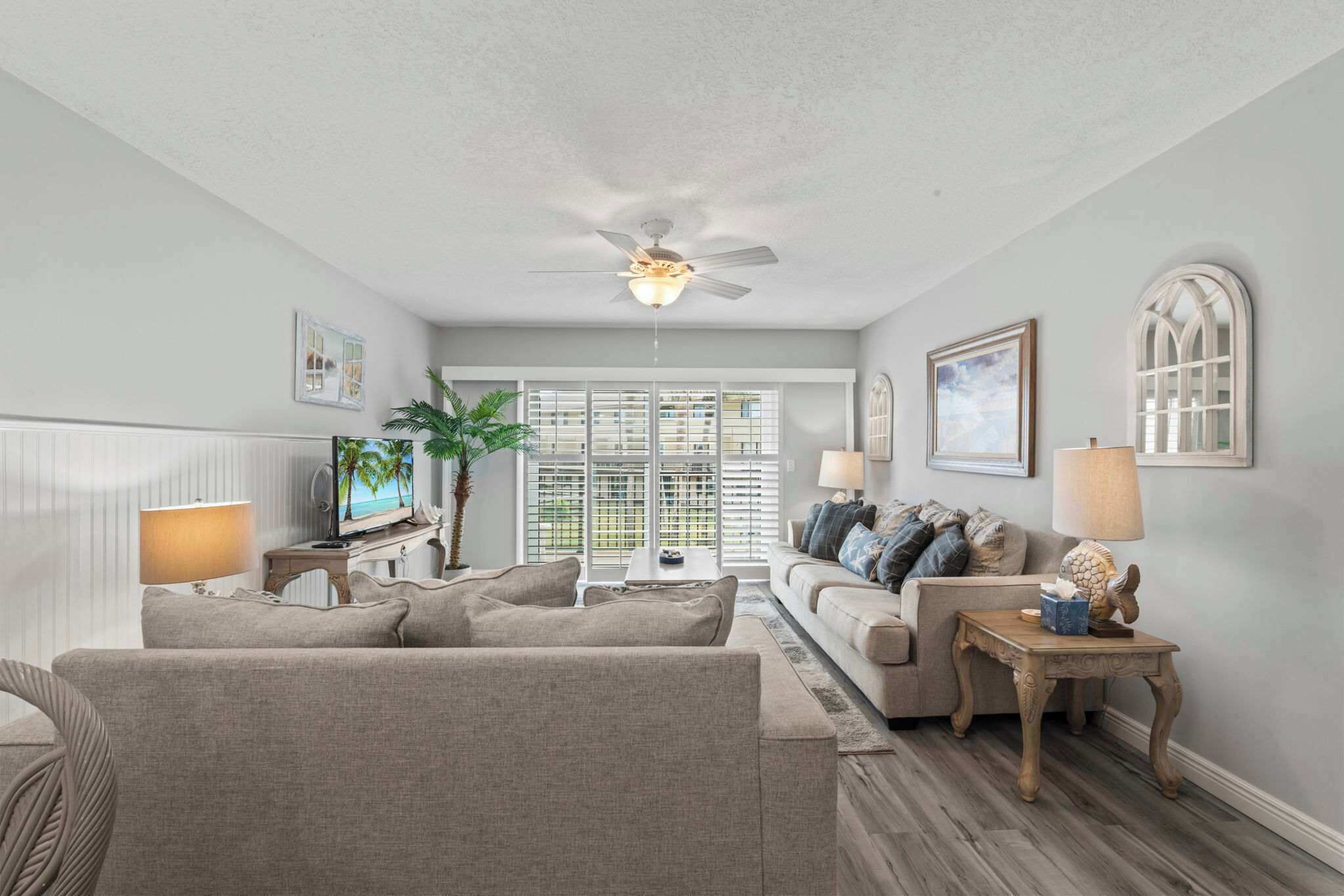 St Augustine Beachfront Condo With Heated Pools - Crescent Beach, FL