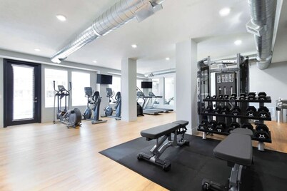 Upscale Condo at the Center of It All