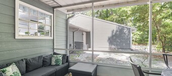 Adorable 3-bedroom townhome with AC in Gainesville