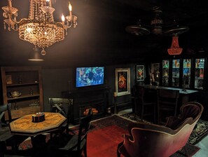 Dining - The Crooked Hideout w/Bar & Game Room! (Red Bluff)