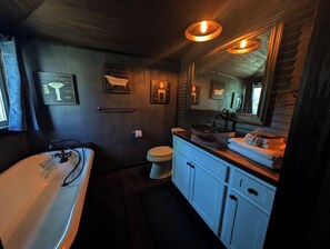 Bathroom - The Crooked Hideout w/Bar & Game Room! (Red Bluff)