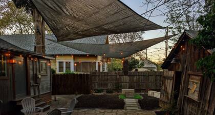 The Crooked Hideout w/Lounge & Game Room!