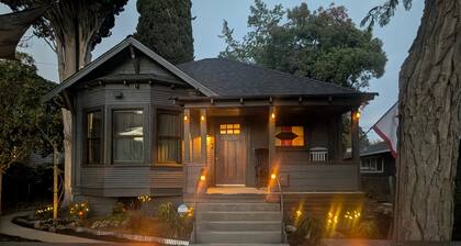 The Crooked Hideout w/Lounge & Game Room!