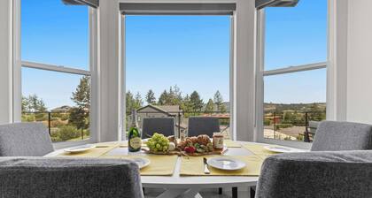 Sonoma Luxe: Hot Tub | Views | Game Room | Theater